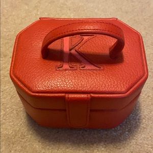 K jewelry case